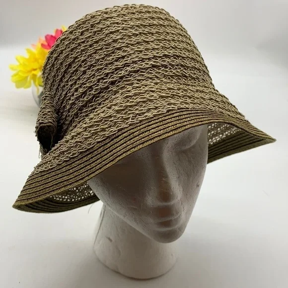 Jessica Simpson | Accessories | Jessica Simpson Tan Hat With  display picture 1